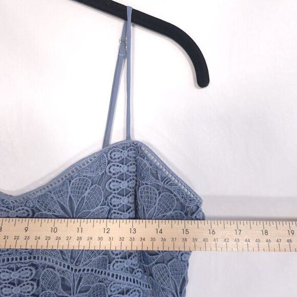 Lovers + Friends NWOT Mini Dress MEDIUM Dusty Blue Tinsley Lace Sleeveless SEXY - Picture 4 of 15